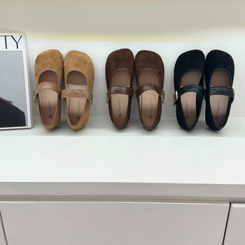 Női klin cipő, casual stílus, csatokkal záródó, mikroszálas bőr felső, gumitalp, 3–5 cm klín