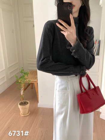 Jesenski novi stil: nježan, elegantan pleteni top s čipkastim rubom, dugi rukavi, uski kroj, topao