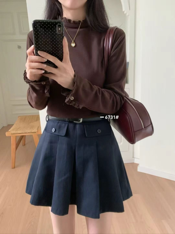 Jesenski novi stil: nježan, elegantan pleteni top s čipkastim rubom, dugi rukavi, uski kroj, topao
