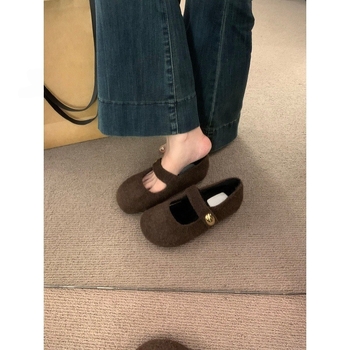 Pantofi Mary Jane - Partea superioară din velur; Vârf rotund; Înălțime toc 3–6 cm; Talpă din cauciuc; Căptușeală interioară din piele artificială