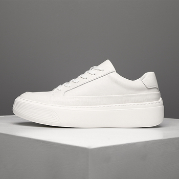 Ανδρικά casual sneakers με παχιά σόλα, διαπνέοντα, χαμηλό πάνω μέρος, στρογγυλή μύτη, καουτσούκ εξωτερική σόλα