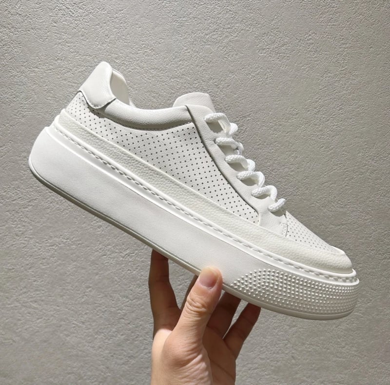 Ανδρικά casual sneakers με παχιά σόλα, διαπνέοντα, χαμηλό πάνω μέρος, στρογγυλή μύτη, καουτσούκ εξωτερική σόλα