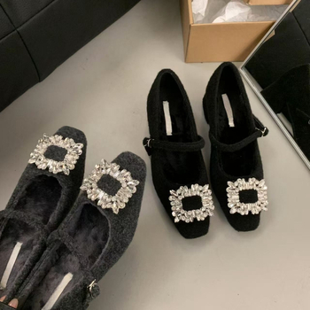 Női Mary Jane cipők, négyszögletes orrú, velúr felsőrész, közepes sarok 3-5 cm, gumi talp