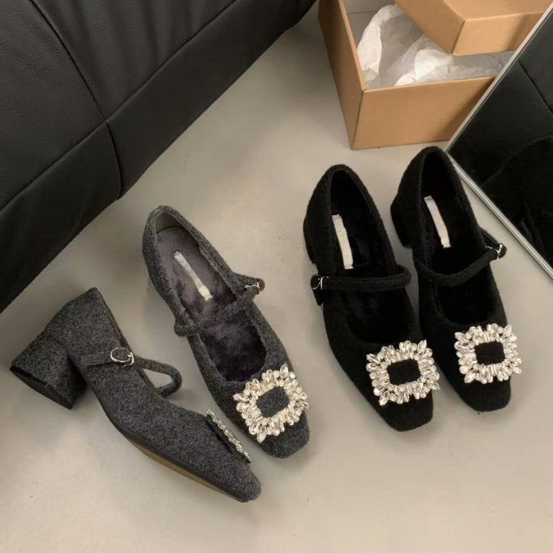 Női Mary Jane cipők, négyszögletes orrú, velúr felsőrész, közepes sarok 3-5 cm, gumi talp