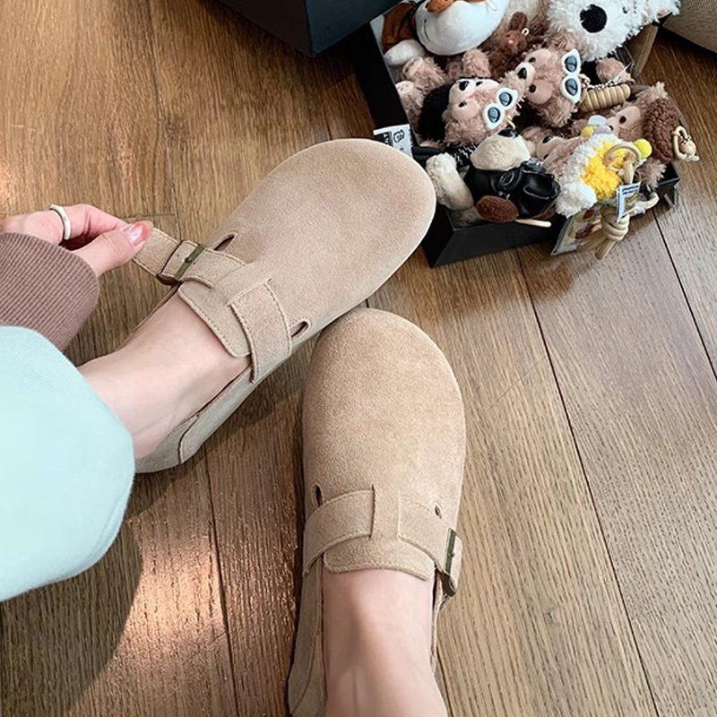 Ženske slip-on kožne cipele, okrugli vrh, niski potplat, gumena potplata