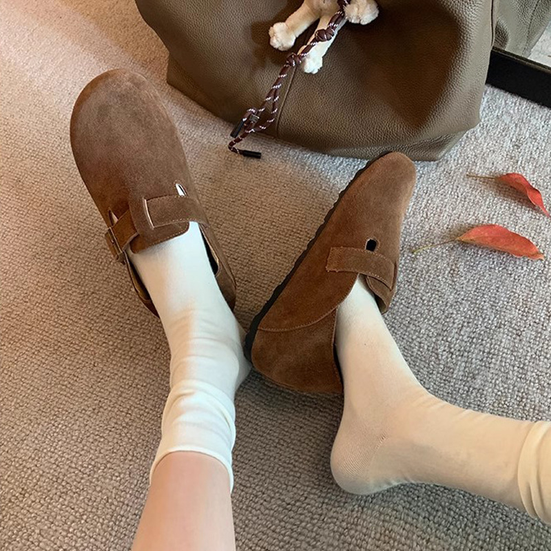 Ženske slip-on kožne cipele, okrugli vrh, niski potplat, gumena potplata