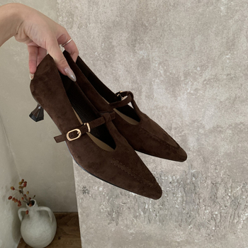 Női Mary Jane cipő, hegyes orrú felsőrész, velúr, középmagas sarkú, csattal záródó