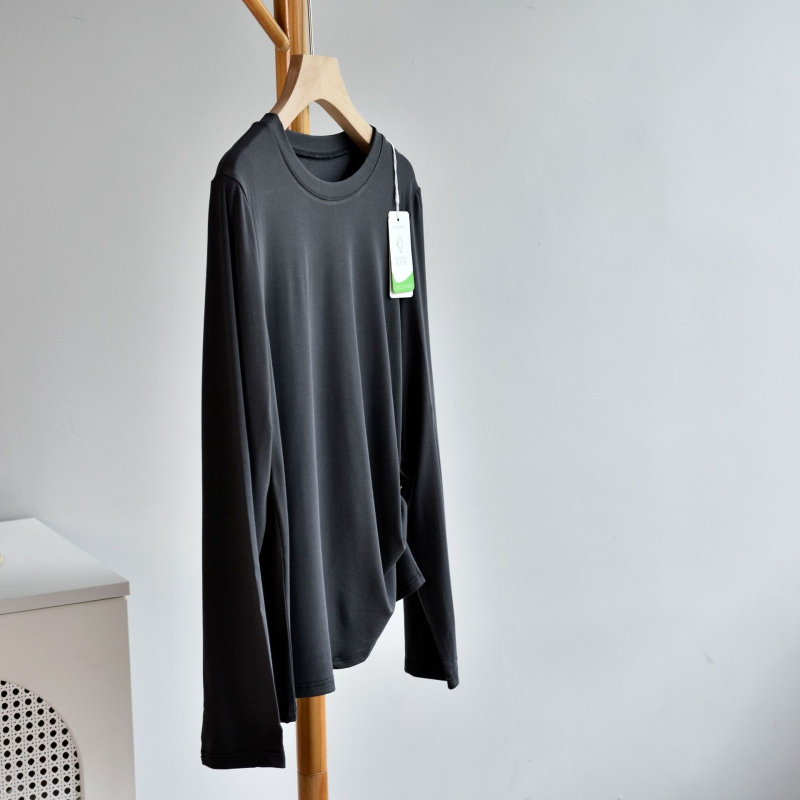 Dugi rukavi T-shirt slobodnog kroja, okrugli izrez, jednobojna, tkanina od regenerirane celuloze