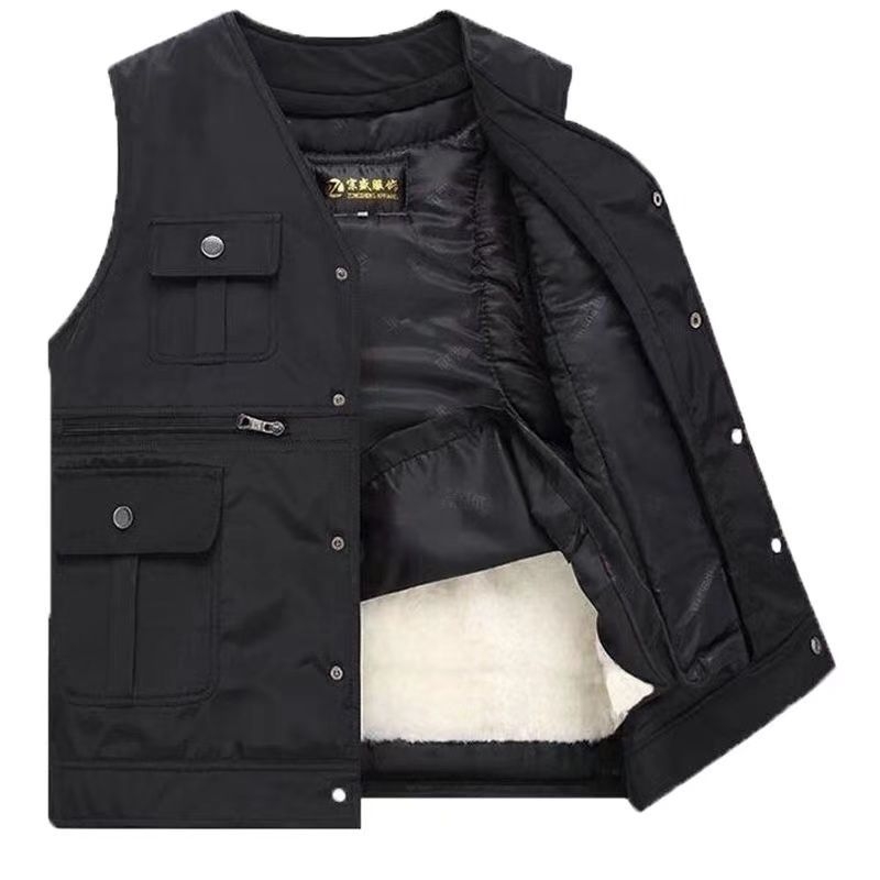 Vīriešu ziemas veste ar kažokādas siltinājumu, kapuci, šaurs griezums, svītrainā korduroja audums