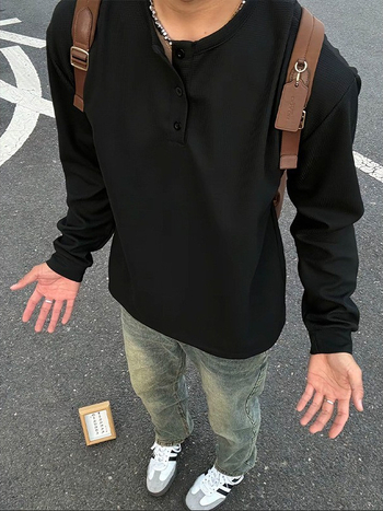 Meeste pikkade varrukatega Henley-topp, vafli-kootud tekstuuriga, polüesteri segu materjal, vaba lõige, kevad-sügis