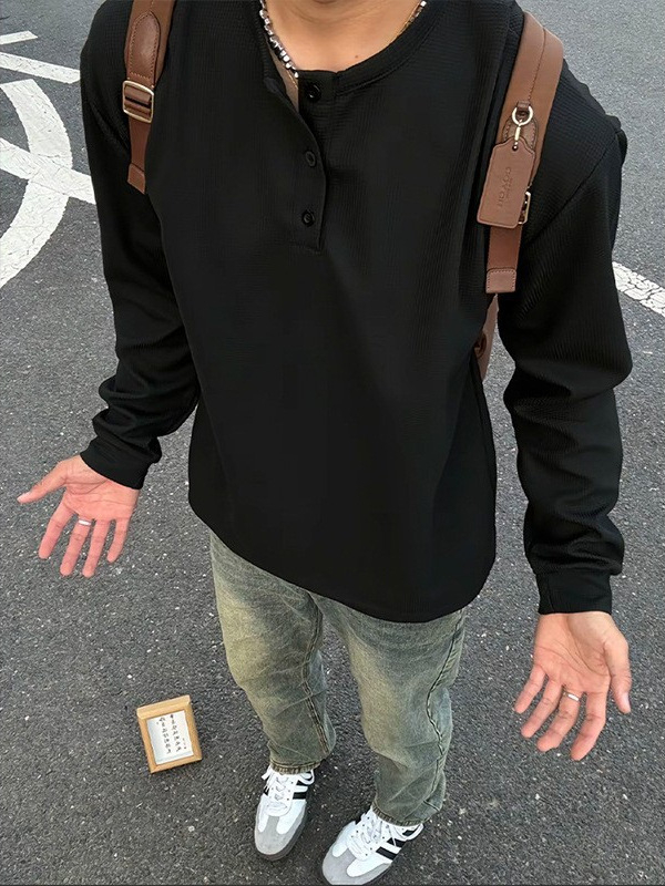 Meeste pikkade varrukatega Henley-topp, vafli-kootud tekstuuriga, polüesteri segu materjal, vaba lõige, kevad-sügis