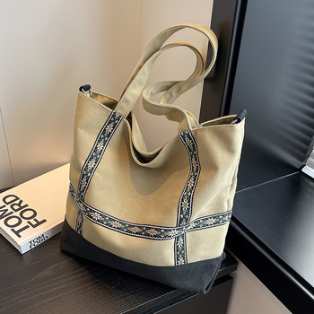 Sievietes auduma tote soma biznesa ikdienas lietošanai ar rāvējslēdzēja aizvēršanu, poliesteres iekšpuse, vertikāla kvadrāta forma, iekšējā rāvējslēdzēja kabata, viena pleca siksna