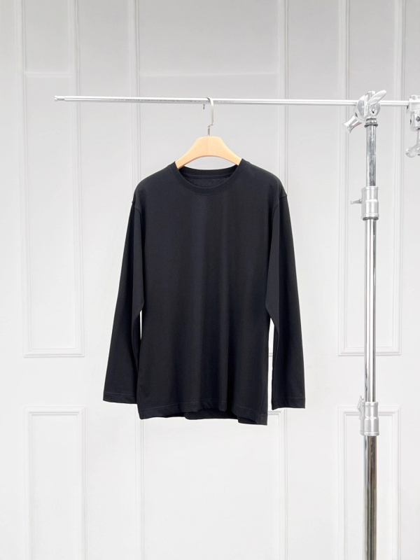 Pamukasto T-shirt s dugim rukavima, okrugli izrez, slobodan kroj, 95% pamuka