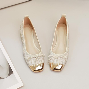 Mašličkové balerínky s nízkym výrezom, 3-5 cm klinový podpätok, PU vrchný materiál, gumová podrážka