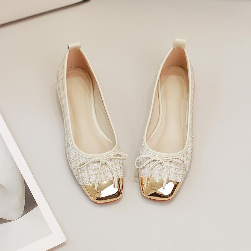 Mašličkové balerínky s nízkym výrezom, 3-5 cm klinový podpätok, PU vrchný materiál, gumová podrážka