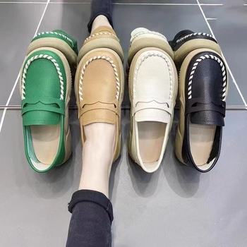 Doudou női cipő, minimalist stílus, kerek orrú — felsőrész szintetikus bőrből, gumitalp, alacsony sarok 1–3 cm