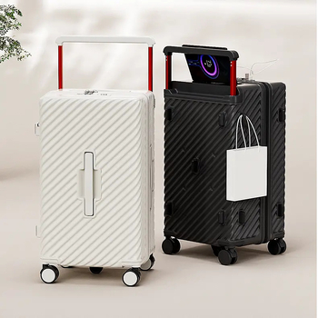 PC-materjalist kohver rattidega, kaal 3 kg, tõmbluku avamine, USB laadimispesa