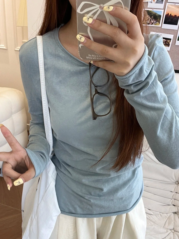 Ženski pamučni T-shirt s dugim rukavima i okruglim izrezom, slim-fit