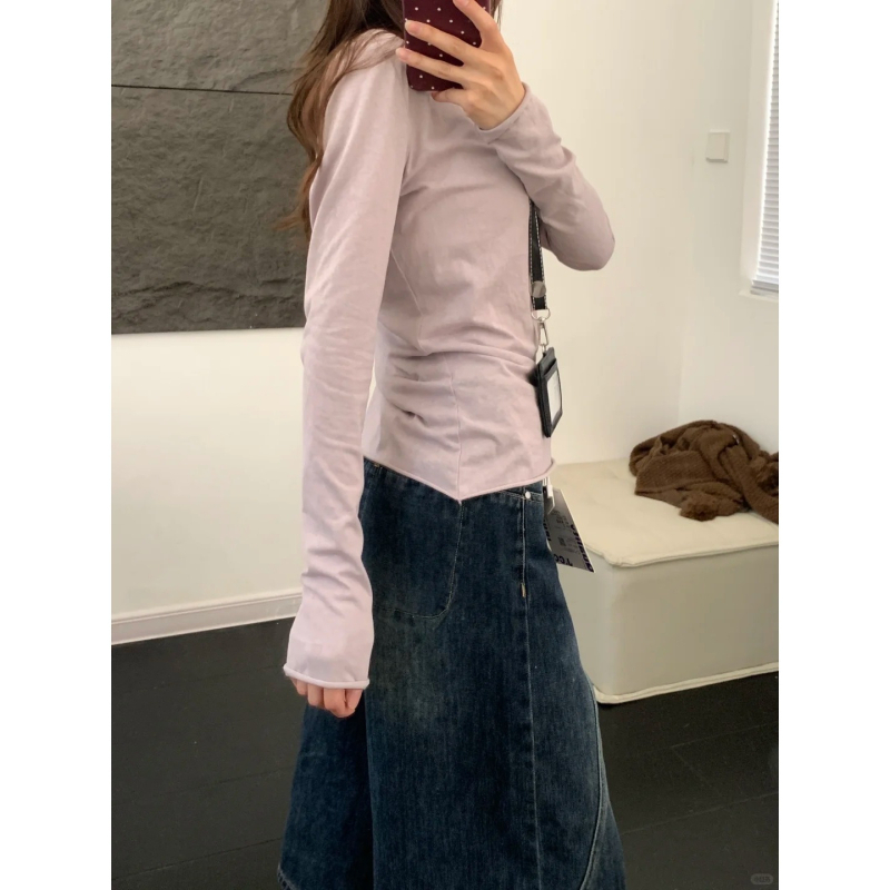 Ženski pamučni T-shirt s dugim rukavima i okruglim izrezom, slim-fit