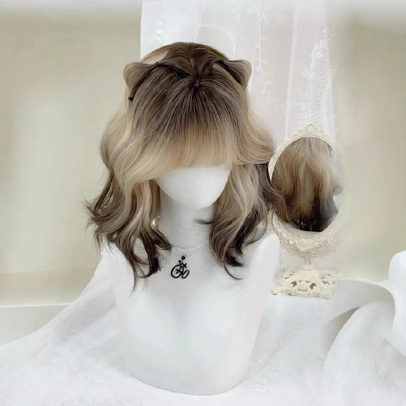 Perucă – păr scurt buclat, stil natural, model W031, fibră rezistentă la temperatură înaltă