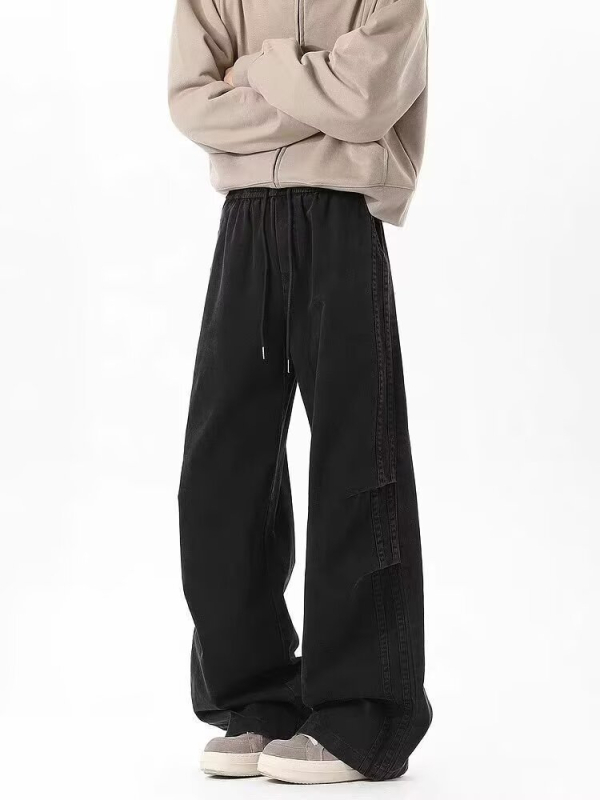 Vīriešu ikdienas poliestera bikses, elpojošs un mitrumu vadīgs audums, viduklis ar vidējo augumu, šņorēšanās aizdare, brīvs taisns griezums, pavasaris–rudens