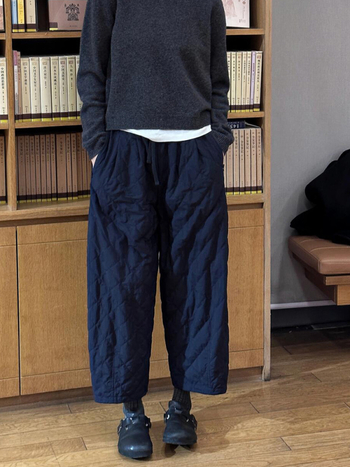 Памучни панталони с диамантено подплатяване, висока талия, права кройка, дължина девет десети, еластична талия