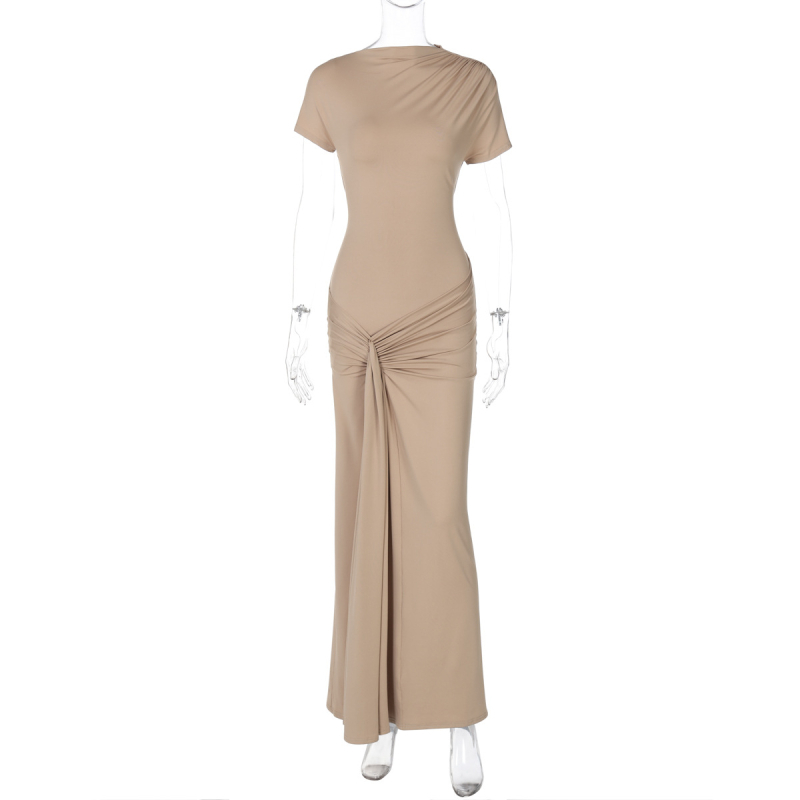 Φόρεμα με στρογγυλό λαιμό, κοντά μανίκια, μονόχρωμο; ύφασμα: μετάξι; βασικό υλικό: πολυεστέρας και ελαστικό; στυλ: πουλόβερ; μακριά φούστα; μέση: μεσαία; Καλοκαίρι 2025