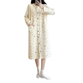 Medvilninė nėštumo ir žindymo naktinukė su ilgomis rankovėmis, stora medžiaga 201–250 g/m2, minimalistinis kasdieninis stilius