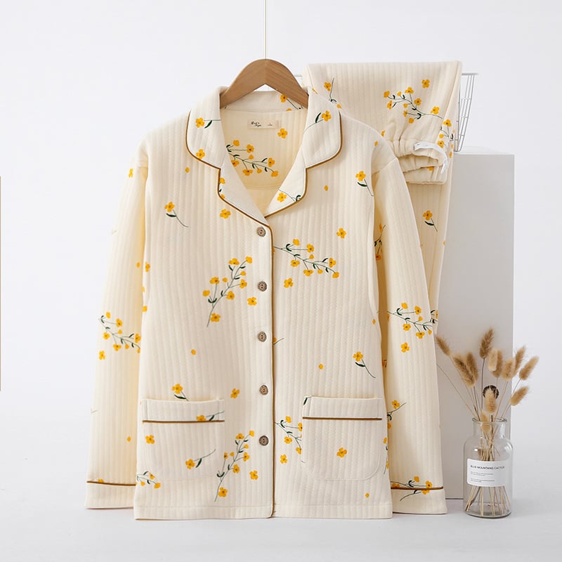 Air Cotton nėščiųjų ir žindymo pižama komplektas su ilgom rankovėm – apykaklė tipo lapel, 95–100% medvilnė, storas audinys 201–250 g/m²