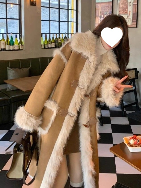 Moterų corduroy kailio švarkas su triušio kailiu, kailio dalis <30%, 2023 m. pavasaris