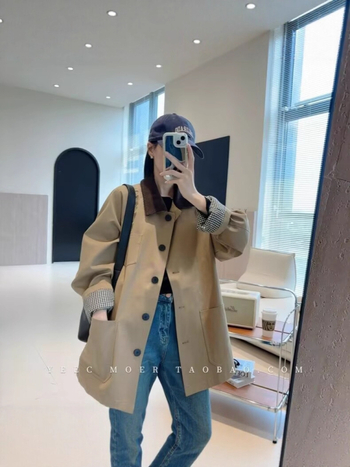 Sieviešu vējlai jaka no poliestera/nylon maisījuma, reveru kakls, garās piedurknes, brīva piegriezuma, rudens 2025