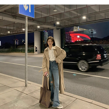 Ženský trenčkot – voľný strih, stredná dĺžka 65–80 cm, polyester, golier typu saka