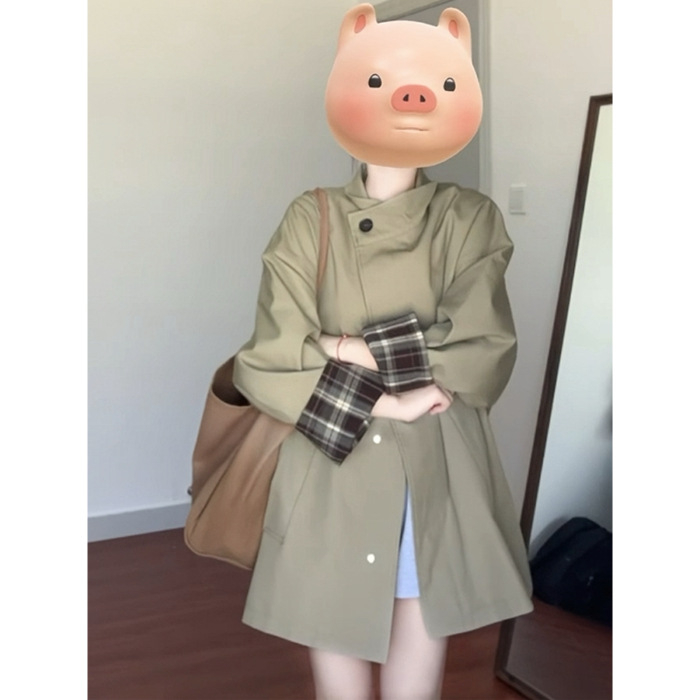 Sieviešu vēja jaka vidēja garuma, brīvs piegriezums, polo kakla, garas piedurknes, poliesters