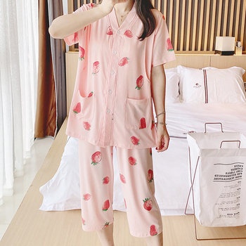 Nėštumo ir žindymo pižAMOS komplektas, su 3/4 rankovėmis, kapri kelnes, modal audinys, žindymo anga, spaudinys