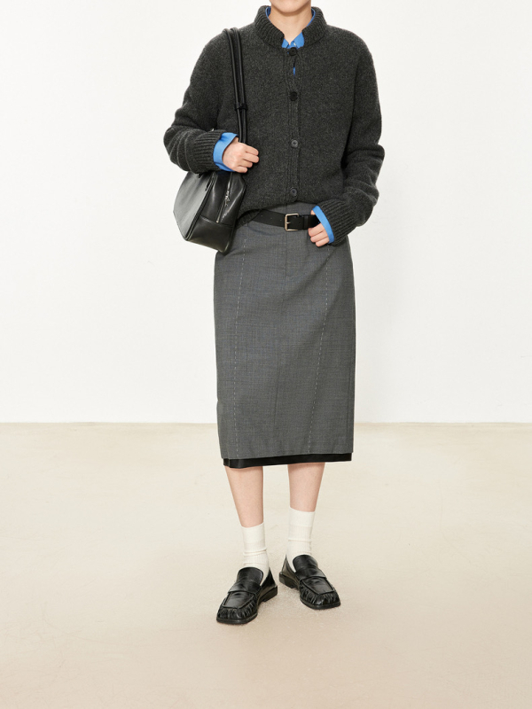 Vuneni kardigan sa stojećim ovratnikom, debeo pleteni, dugi rukavi, obična dužina