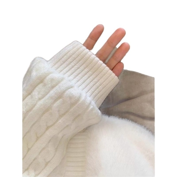 Kardiganas su siuvinėtu šuniuko motyvu ir dirbtinio mink veluro tekstūra, aukšta apykaklė, laisvas kirpimas, 3/4 rankovės.