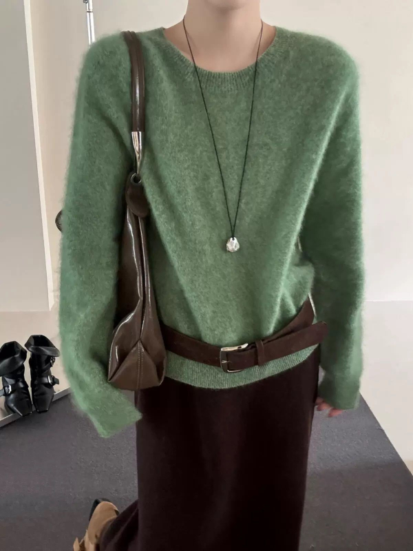 Moteriški vilnoniai megztiniai su gobtuvu, laisvas kirpimas, ilgos rankovės, apvali kaklo linija, ruduo 2025