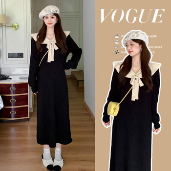 Vienos dalies suknelė su raukšlėta apykakle, ilgomis rankovėmis, midi ilgis sijono su lotoso lapų forma