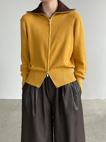 Seiseva kaellega kootud kardigan tõmblukuga – villasegu 30–50% polüester, pikkade varrukatega, tavaline pikkus, mudel YL323