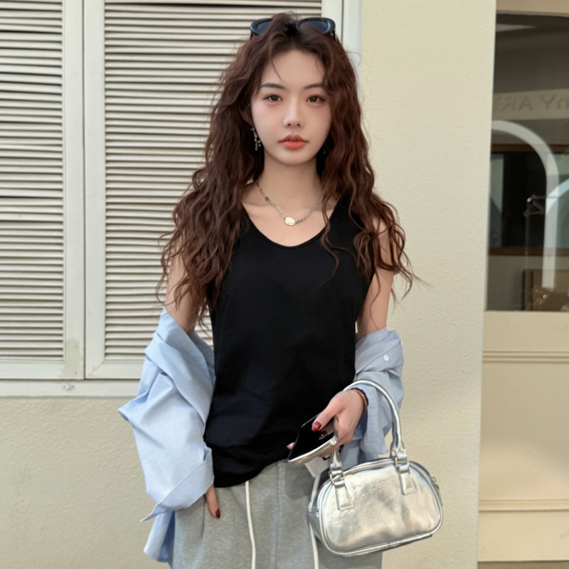 Moterų laisvai prigludęs cami viršus – be rankovių, vientisas raštas, slub medvilnė su bambuko pluoštais (95%+ medvilnė, 95%+ bambukas), mikroelastingumas, ilgis 50–65 cm, pavasaris 2025