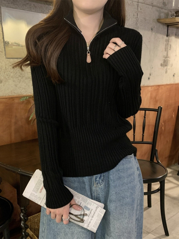 Cipzáros kötött pulóver és Half-Turtleneck, karcsúsított szabás, hosszú ujjú, gyapjú–viszkóz keverék