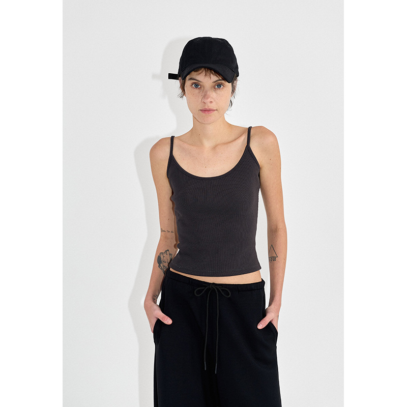 Moteriška kamizolė su U kaklu ir pečių virvėmis, siauras siluetas, trumpas ilgis, medvilnė 95%+, elastanas