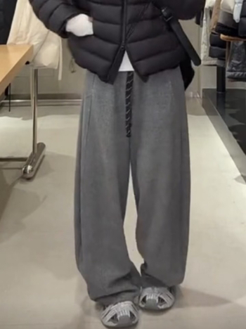 Moteriški sportiniai keliai su aukšta juosmeniu, raišteliu, platus kirpimas, poliesterio-elastano mišinys