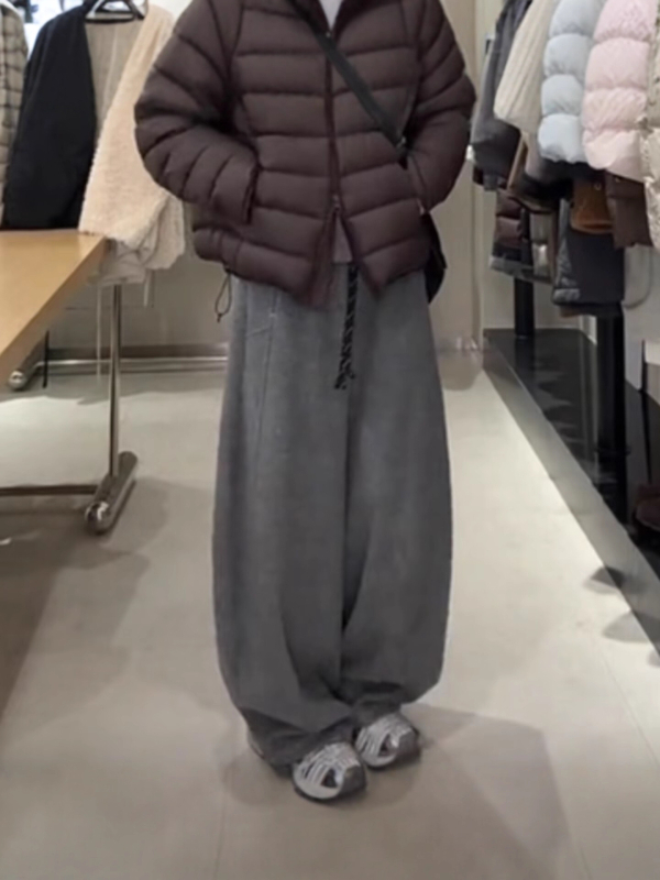 Moteriški sportiniai keliai su aukšta juosmeniu, raišteliu, platus kirpimas, poliesterio-elastano mišinys