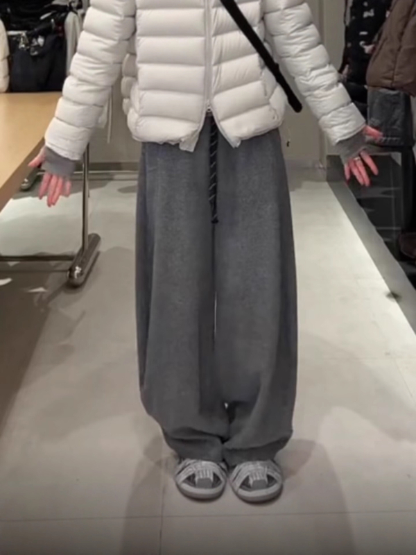 Moteriški sportiniai keliai su aukšta juosmeniu, raišteliu, platus kirpimas, poliesterio-elastano mišinys