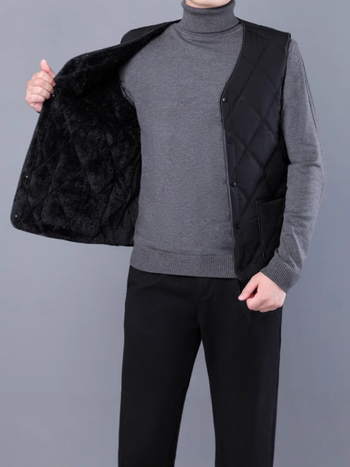 Férfi pamut mellény fleece-béléssel, V-nyakú, oldalsó zsebek, poliészter töltet