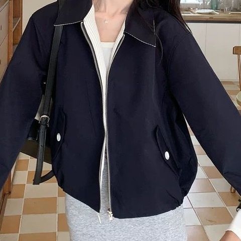 Sieviešu jaka ar V kaklu un princeses piedurknēm, garas piedurknes, poliesters, regulāra piegriezuma, rudens 2025