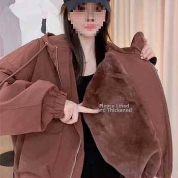 Sieviešu īsa jaka ar kapuci, čenile audums, flīsa oderējums, Spandex, galvenā auduma saturs <30%, nolaižti pleci, Spring 2025