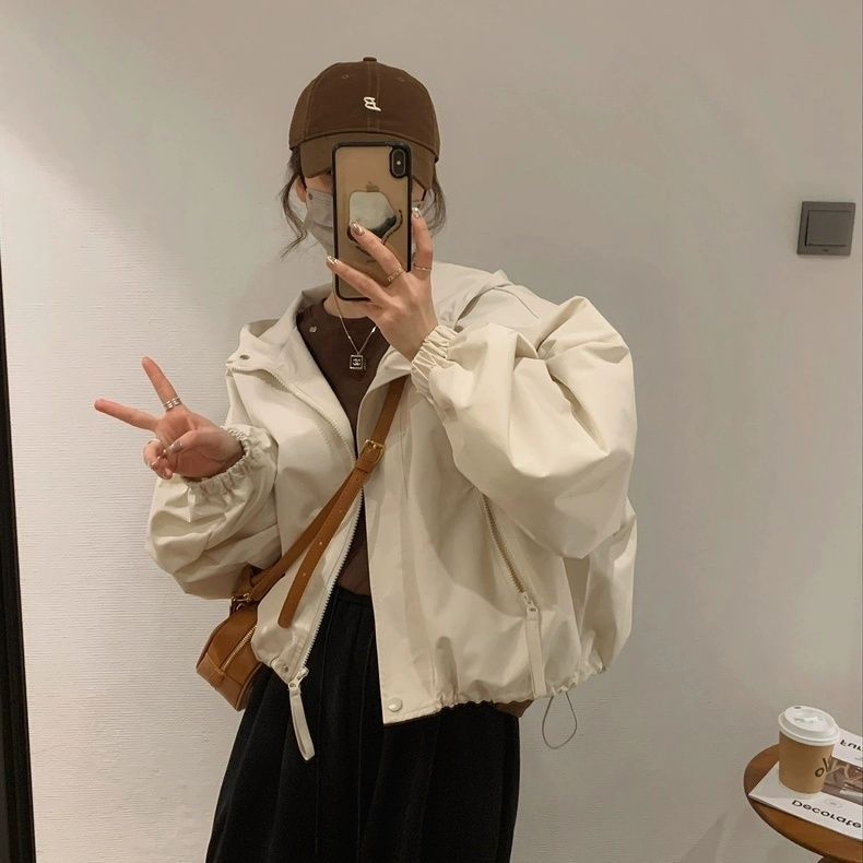 Sievietēm kapucēta chenille jaka ar spandexu 90-95%, īsa, brīva piegriezuma ar bat piedurknēm, pavasaris 2025