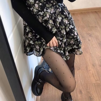 Najlon čarape s točkastim uzorkom i srcem u jacquardu, za klub